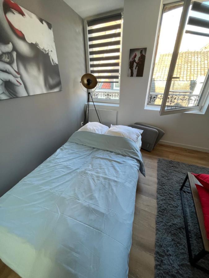 Ferienwohnung Voyage En Duplex En Hyper Centre Valenciennes Exterior foto