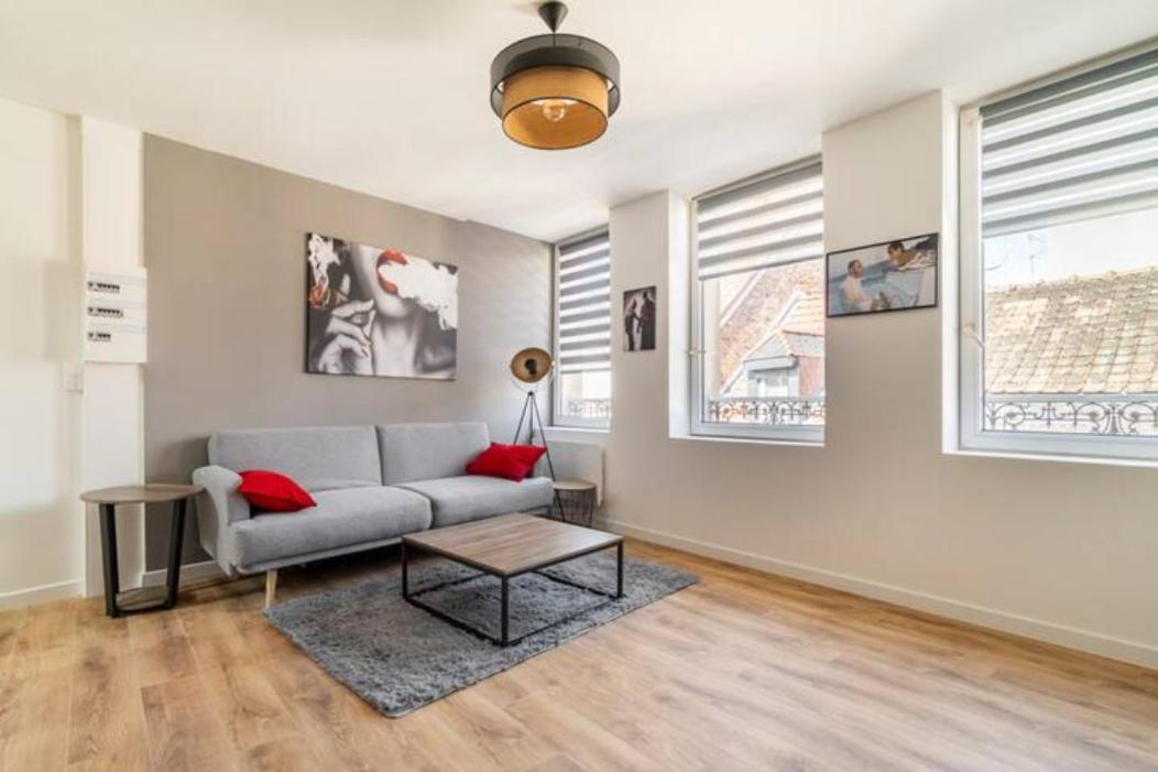 Ferienwohnung Voyage En Duplex En Hyper Centre Valenciennes Exterior foto