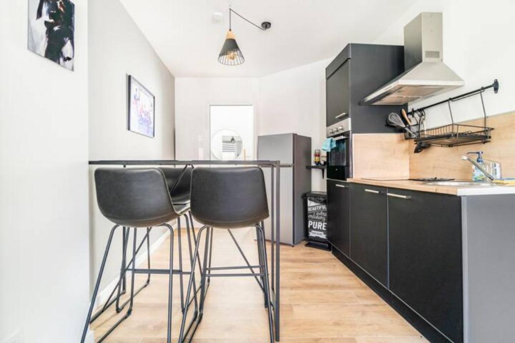 Ferienwohnung Voyage En Duplex En Hyper Centre Valenciennes Exterior foto