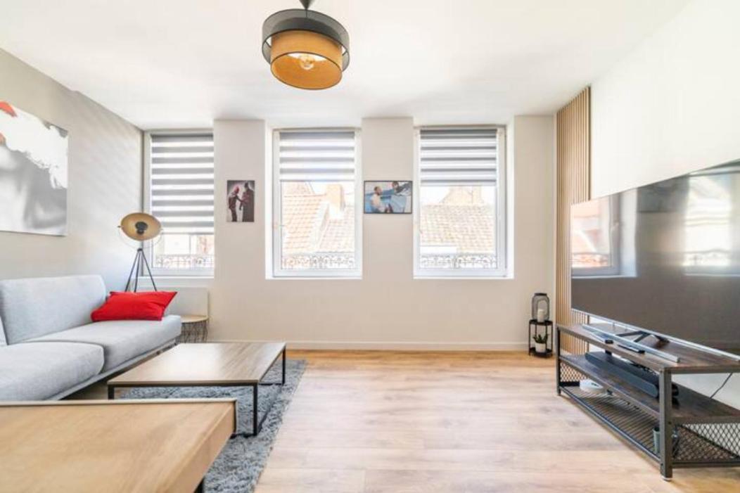 Ferienwohnung Voyage En Duplex En Hyper Centre Valenciennes Exterior foto