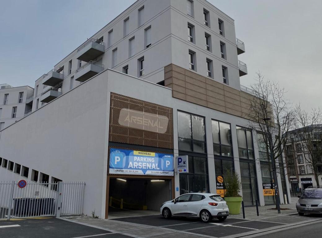 Ferienwohnung Voyage En Duplex En Hyper Centre Valenciennes Exterior foto